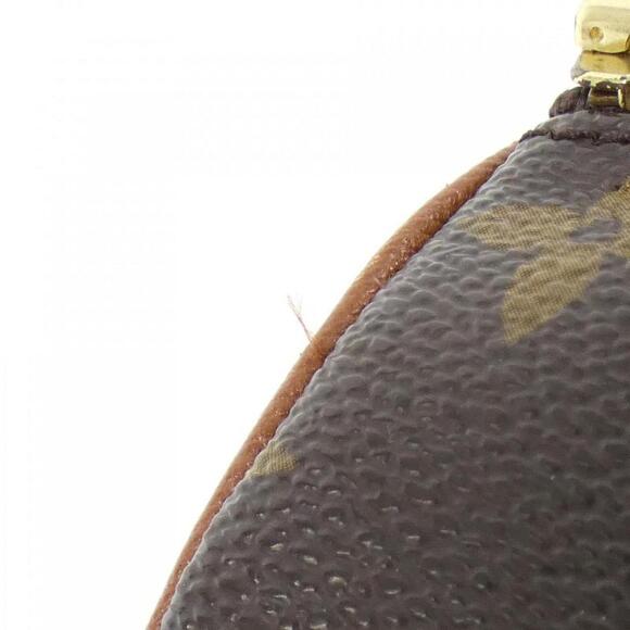 LOUIS VUITTON Gold Monogram Pouch - Picture 4 of 10